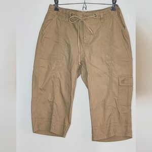 St John's Bay Stretch Khaki Drawstring Waist Cargo shorts Size 10P